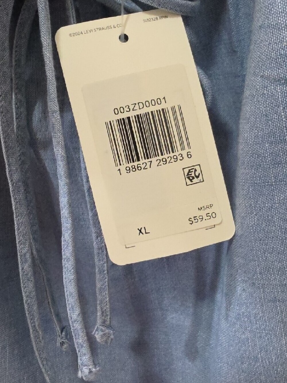 Levi's Light Blue Denim Top with Eyelet Hem - XL - Picture 6 of 11